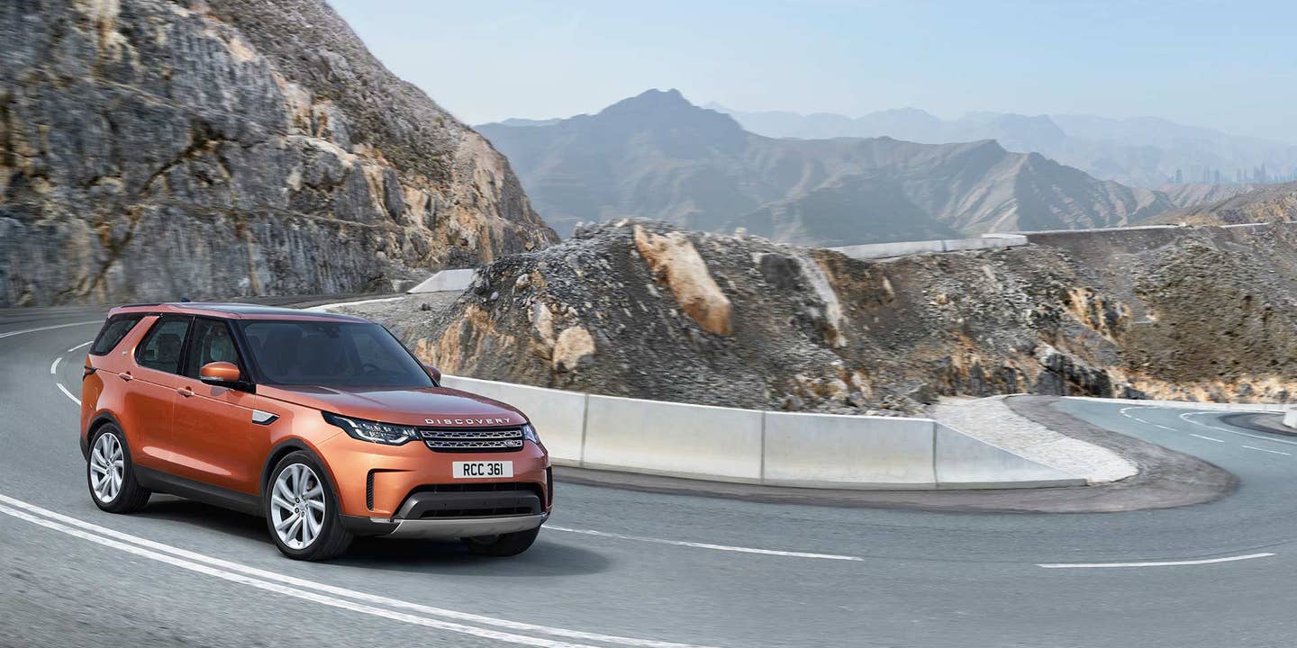 Land Rover Reveals the New Discovery and the Next Ford Mustang Spied: The Evening Rush