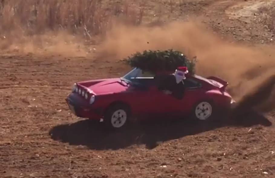 Leh Keen Delivers Your Christmas Tree Atop A Safari 911
