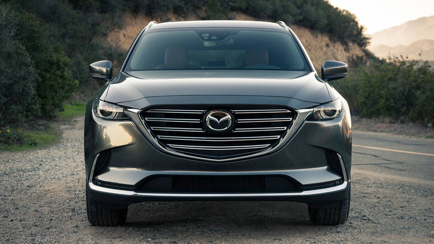 The 2016 Mazda CX-9 Signature Is a Family Crossover for Those Who Don&#8217;t Want a Family Crossover