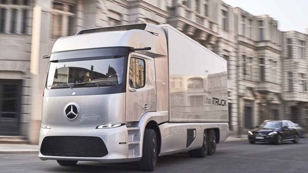 Mercedes-Benz&#8217;s New Electric Truck May Be the Future of Commercial Transportation