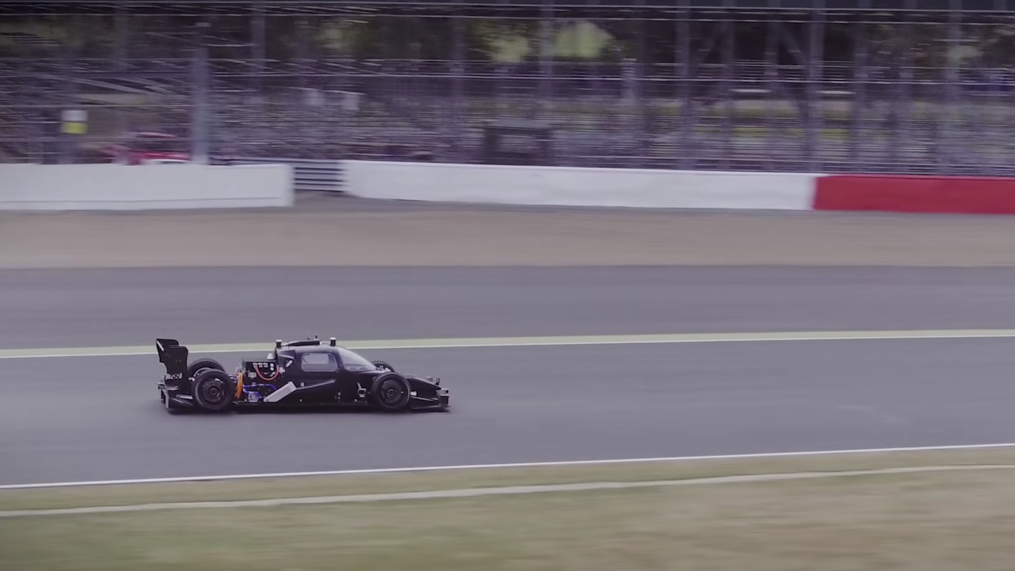 Watch Roborace’s Self-Driving Race Car Tear Up the Track