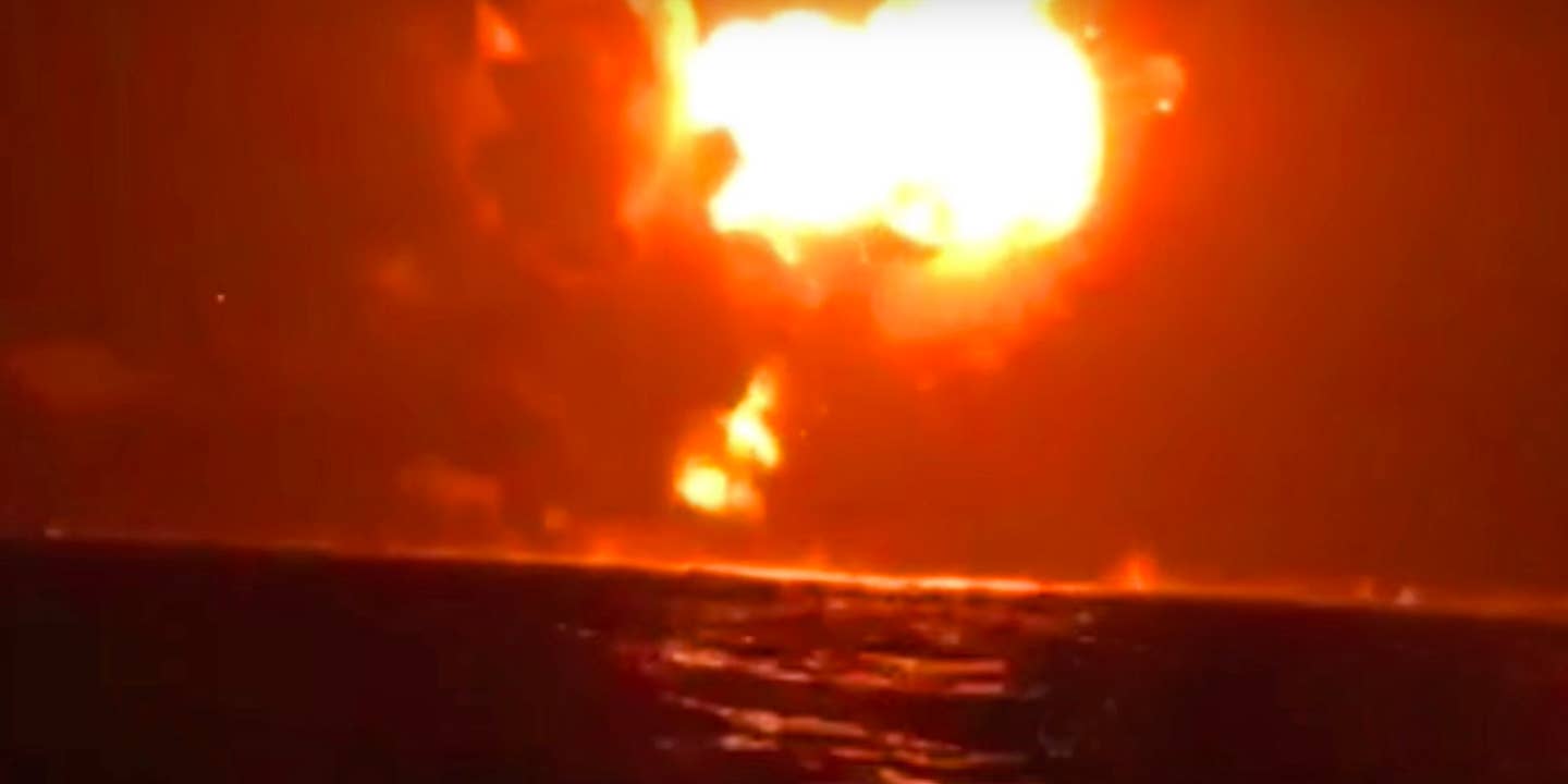 HSV-2 Swift Destroyed Off Yemeni Coast By Anti-Ship Missile