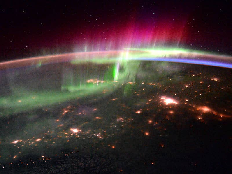 scott-kelly-space-aurora-pacific-northwest-tn_1.jpg
