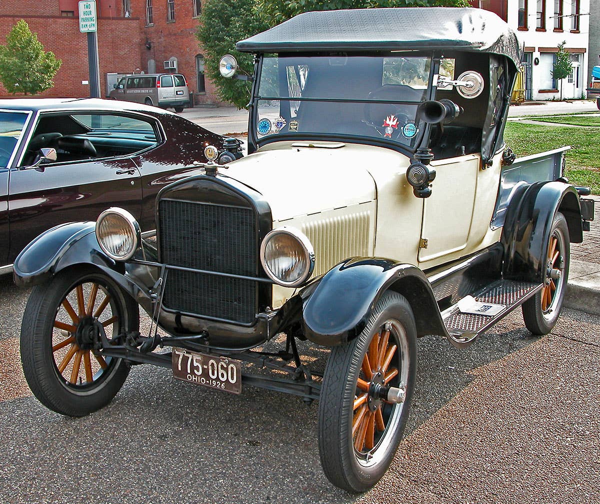 small-pickup-trucks-1925-ford-model-t-pickup-art.jpg