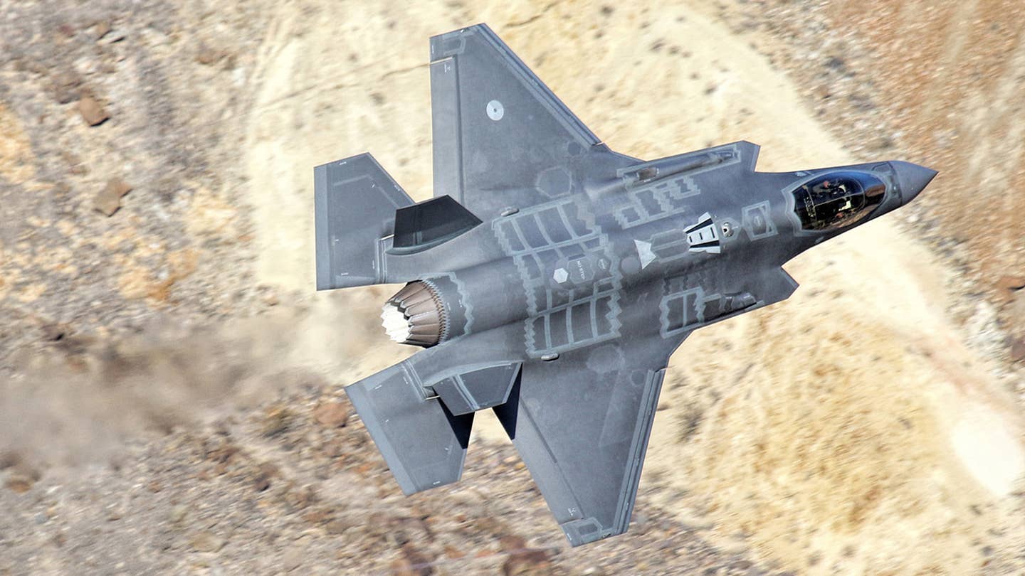 F-35 Caught Blasting Through California’s ‘Star Wars Canyon’
