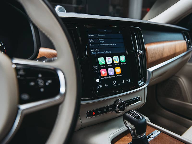 Six In-Car Apps for a Super Smooth Ride