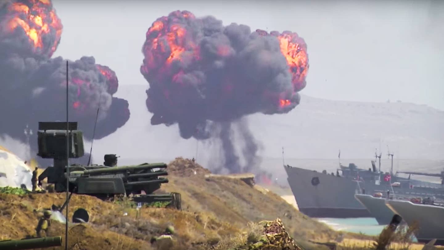This Russian Beach Landing Drill in Crimea Is Downright Ferocious