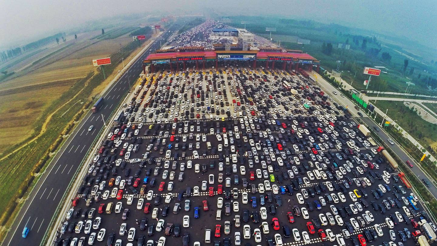 G4 Beijing–Hong Kong–Macau Expressway; Oct. 7, 2015