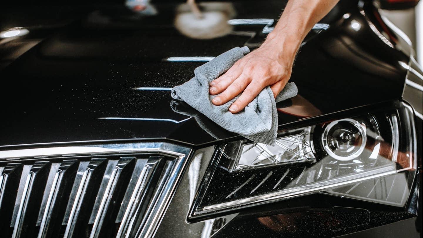 These Car Scratch Removers Effectively Eliminate Small Defects and Blemishes