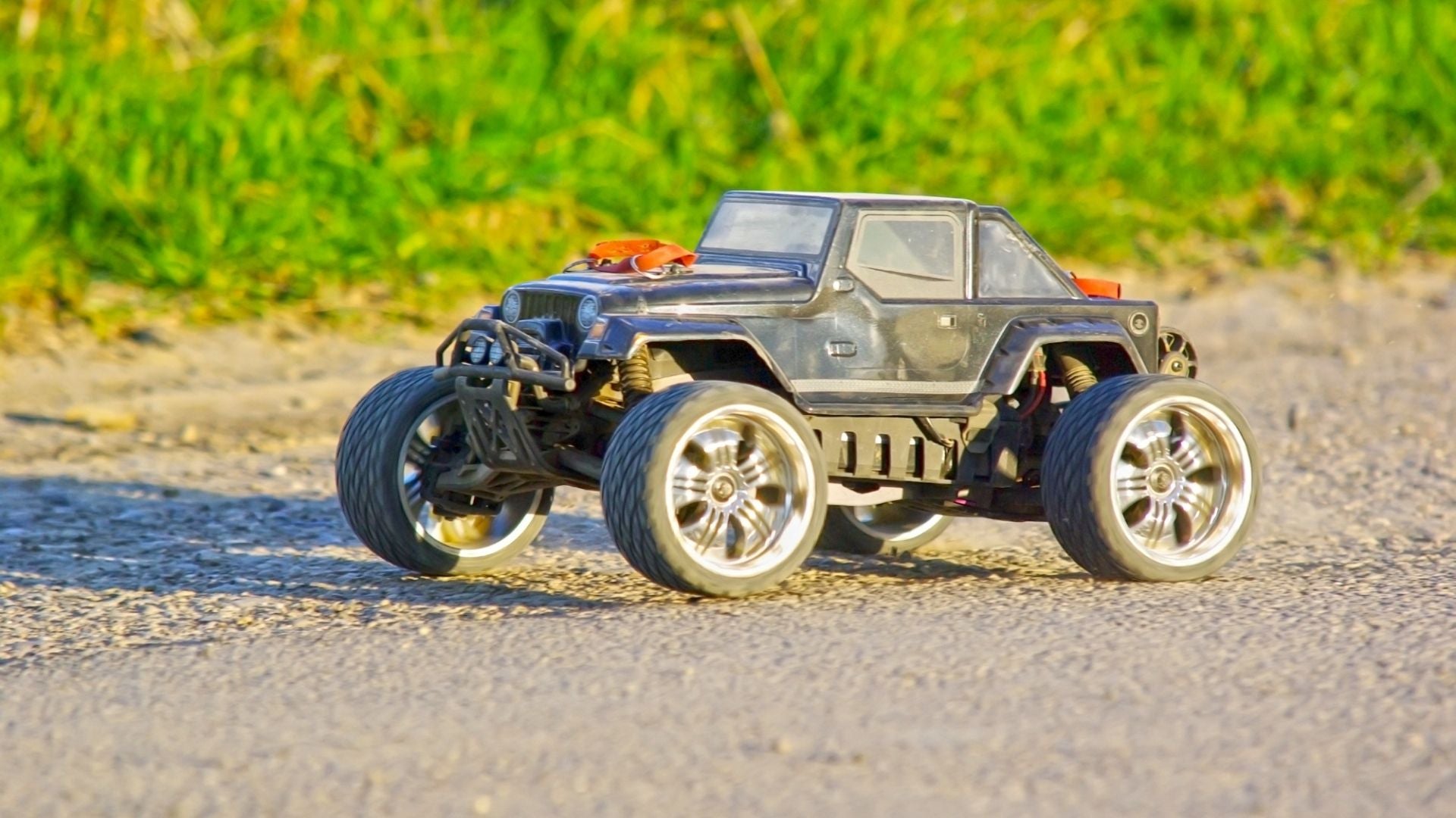 Best RC Trucks (Review & Buying Guide) in 2023 | The Drive