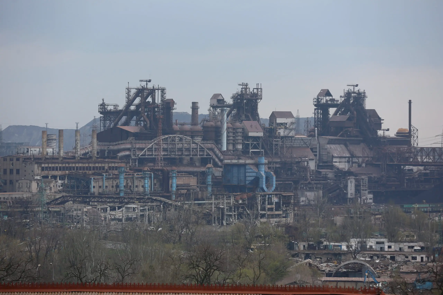 The defenders of Mariupol, who are holding out at the Azovstal steel plant, say they will never surrender. (<em>Photo by Leon Klein/Anadolu Agency via Getty Images</em>)