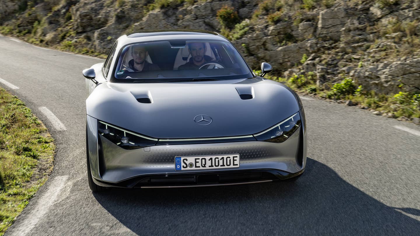 Mercedes EQXX Concept Travels 626 Miles On a Charge With Range to Spare
