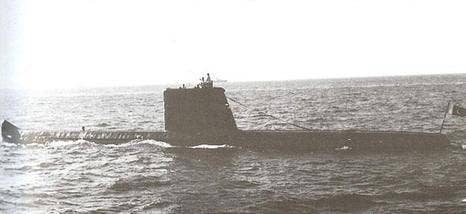 A poor-quality but rare view of PNS <em>Hangor</em> in December 1971, while sailing toward its deployment area during the Indo-Pakistan War of 1971. <em>Wikimedia Commons/Public Domain</em>