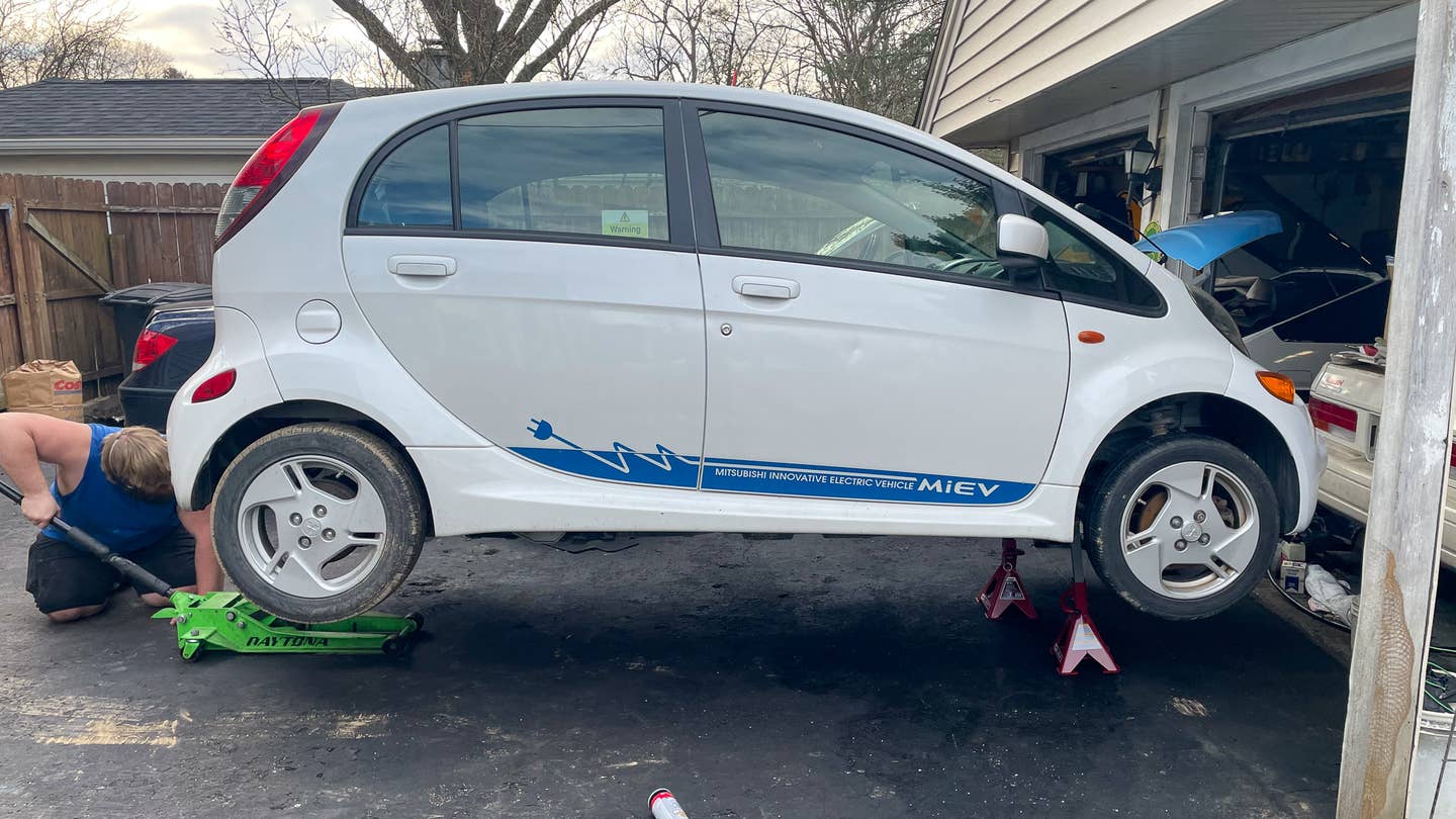 How I Fixed a Broken $3,500 EV in My Driveway