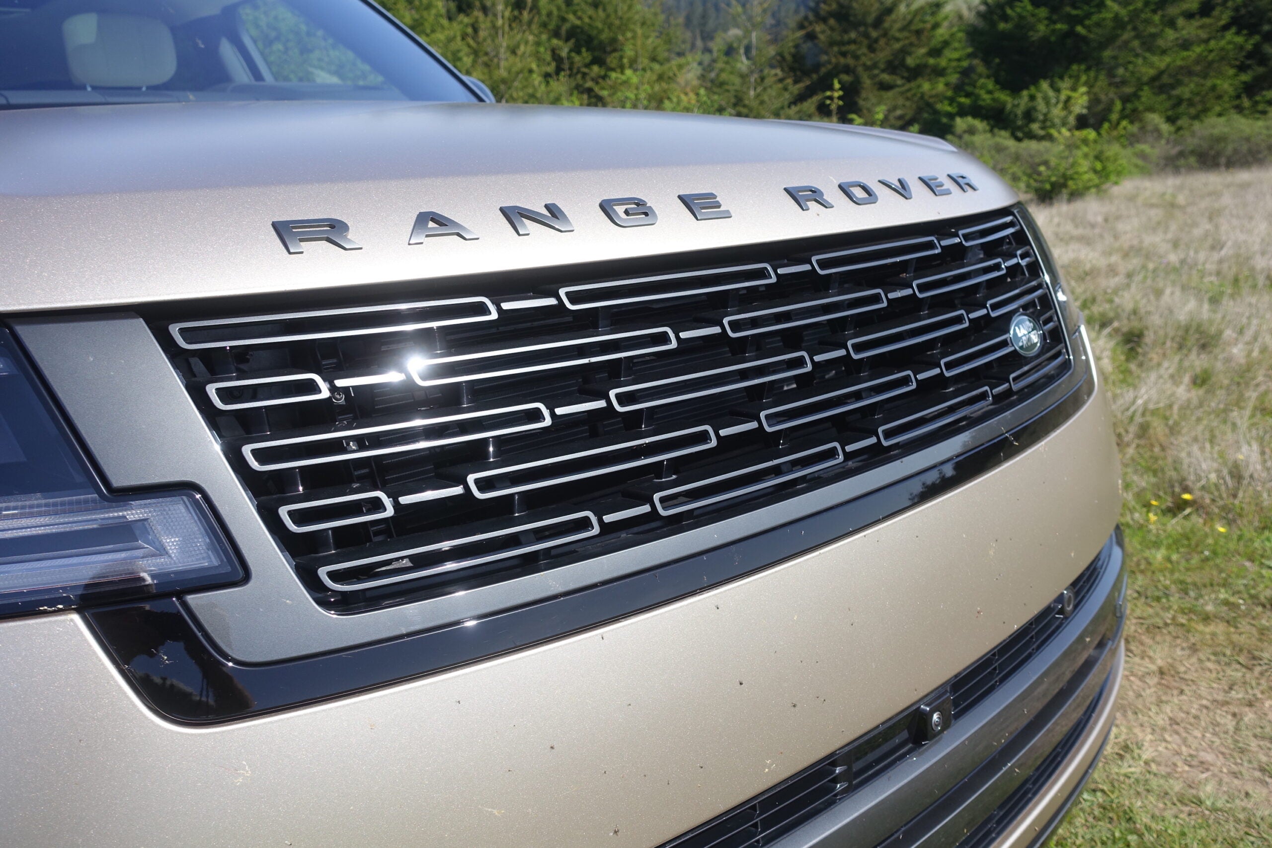 Range Rover photo