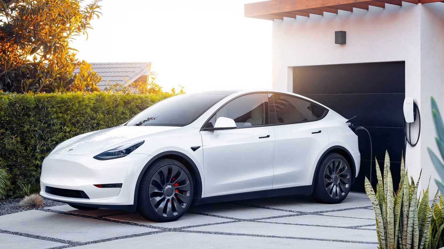 Why Tesla Isn’t Switching Away From Its 400-Volt Architecture Right Now