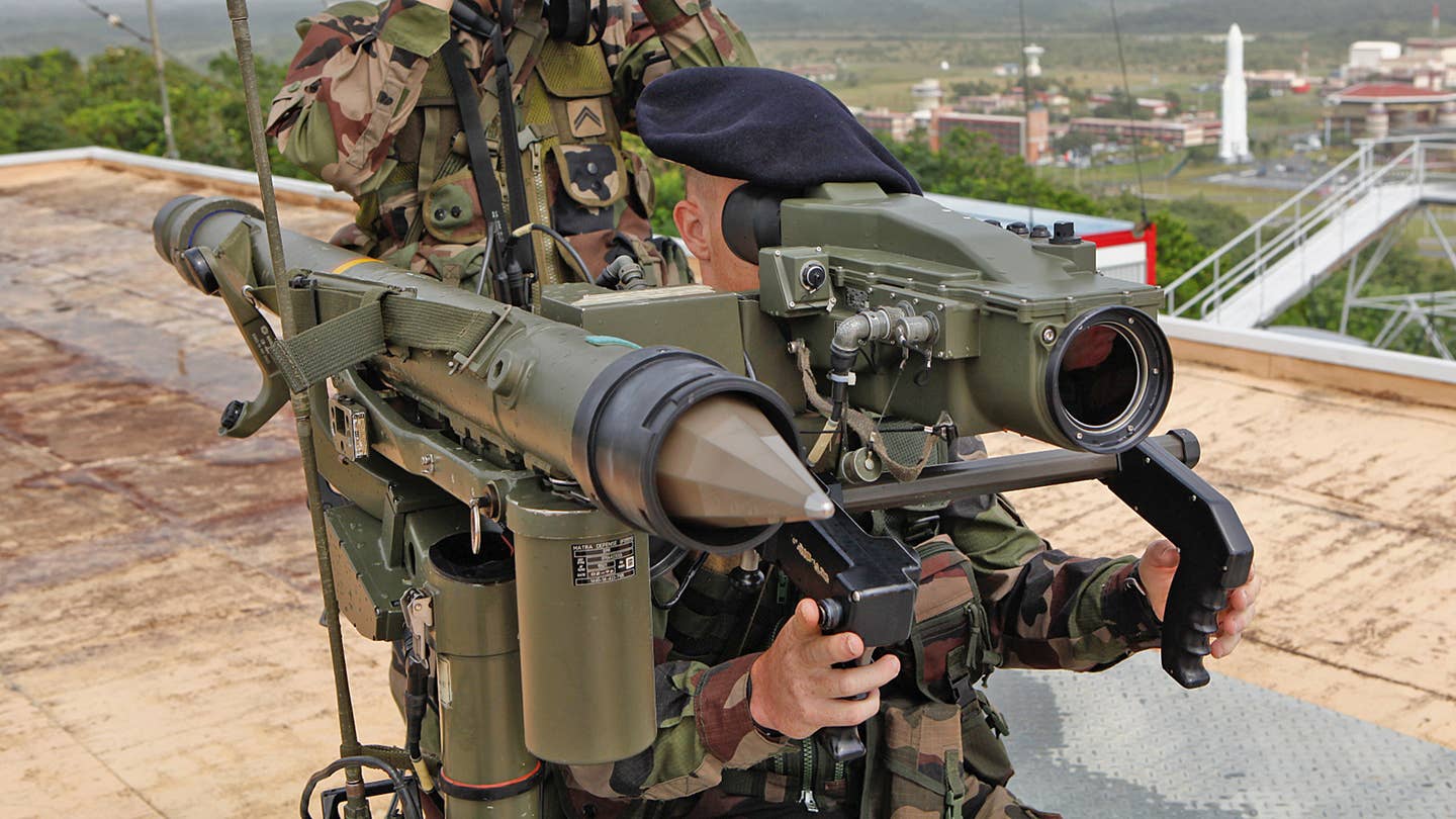 French Forces in Guyana with a Mistral launcher. This one is equipped with a thermal optic. <em>MBDA</em>