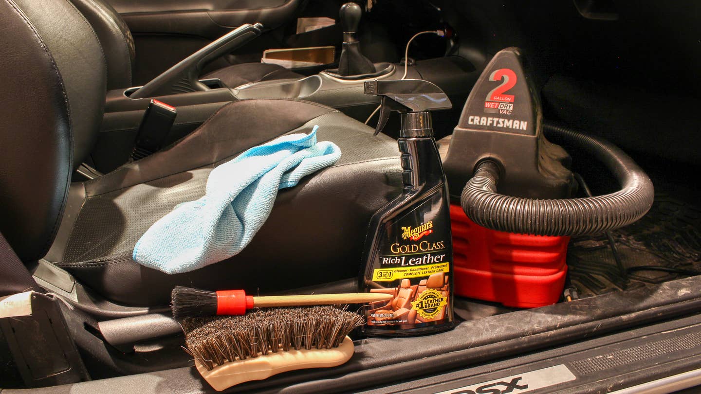 How To Clean Leather Car Seats The Right Way - Big's Mobile Detailing