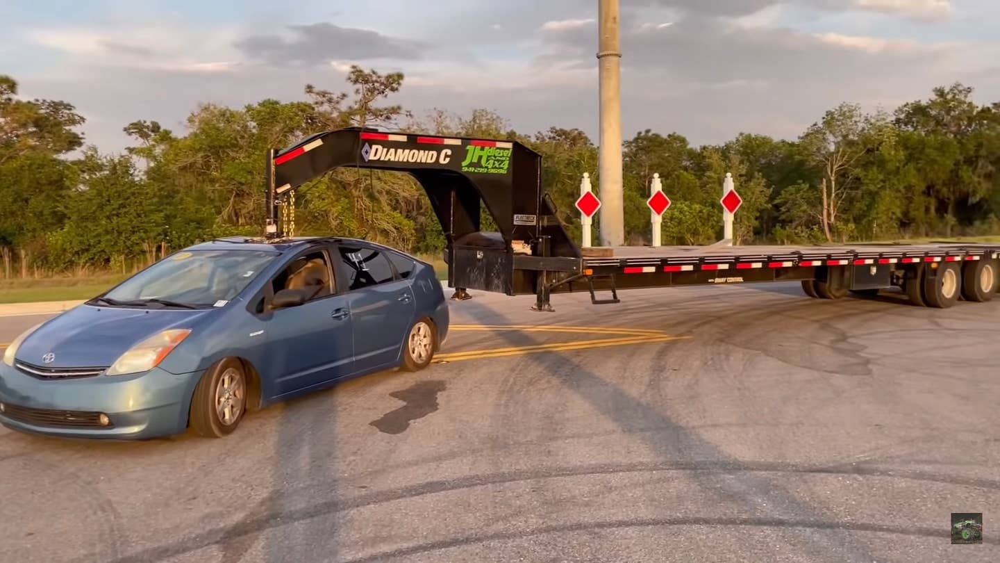 A Toyota Prius Can Tow a Gooseneck Trailer If You Try Hard Enough