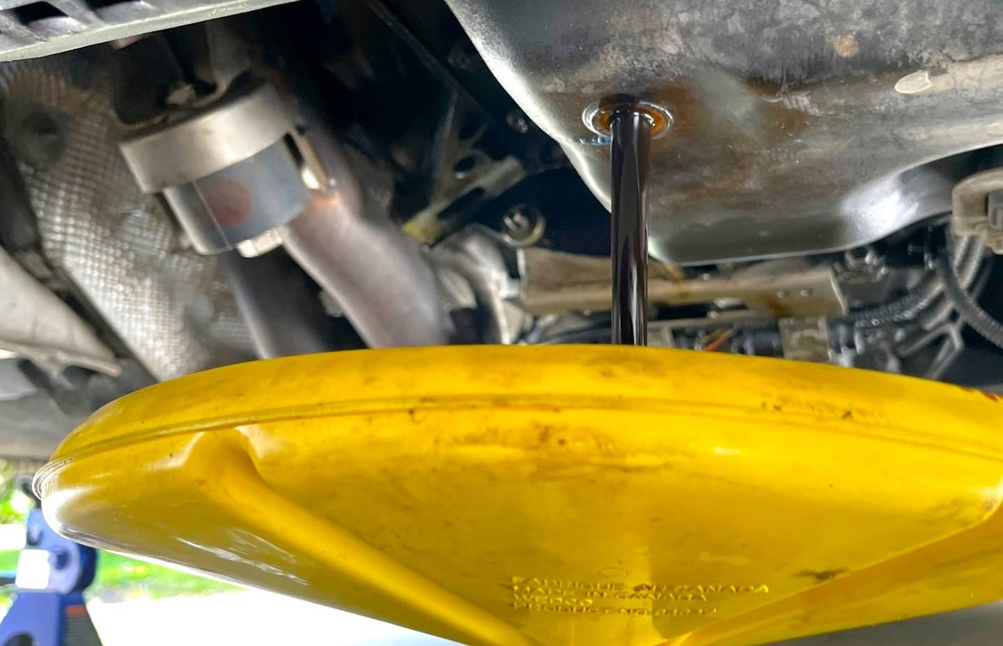 how to change oil bmw 128i
