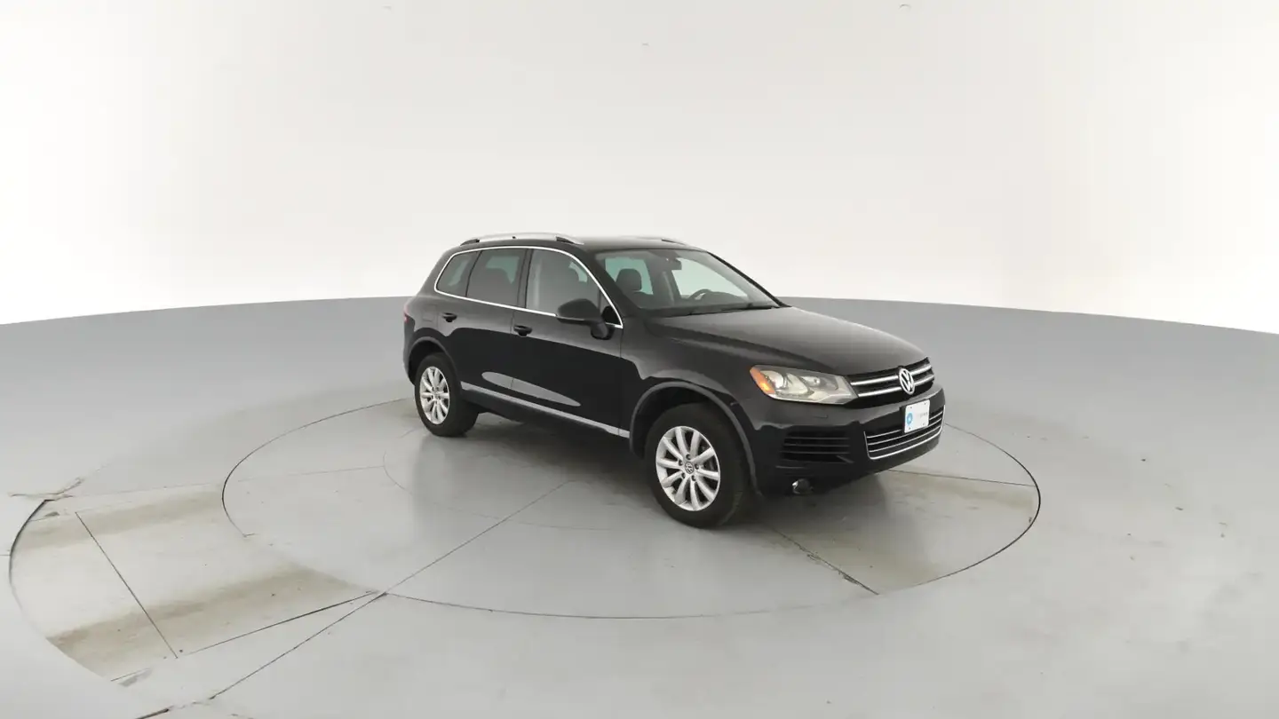 2011 Touareg VR6 by Volkswagen right-hand side