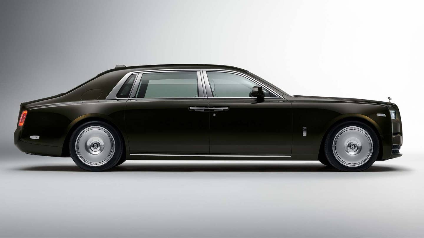 The New Rolls-Royce Phantom Series II Has Great Wheels