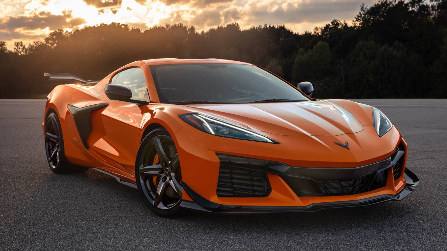 Chevy Corvette Z06 Customers Offered $5,000 in Rewards If They Just Keep Their Car