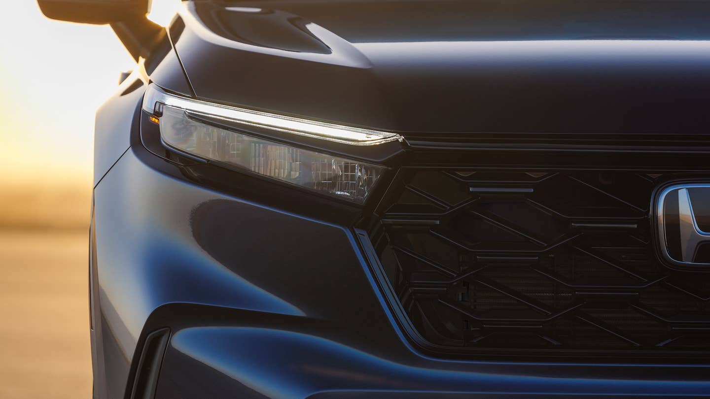 2023 Honda CR-V First Look: Here’s Your Neighbor’s Next New Hybrid