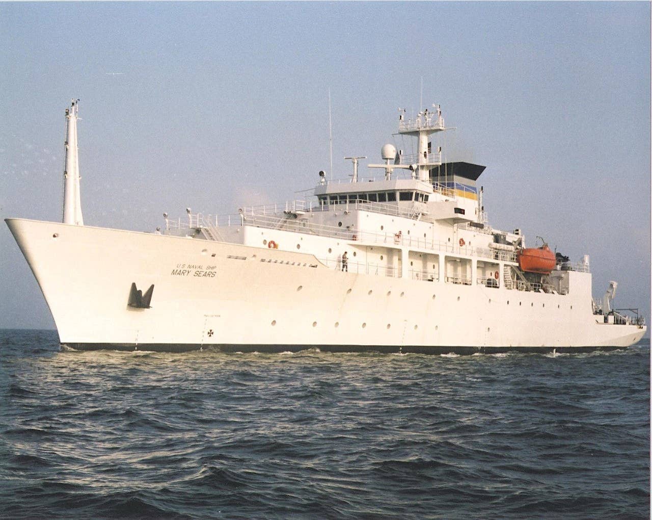 <em>Pathfinder</em> class survey ship USNS <em>Mary Sears</em>. <em>USN</em>