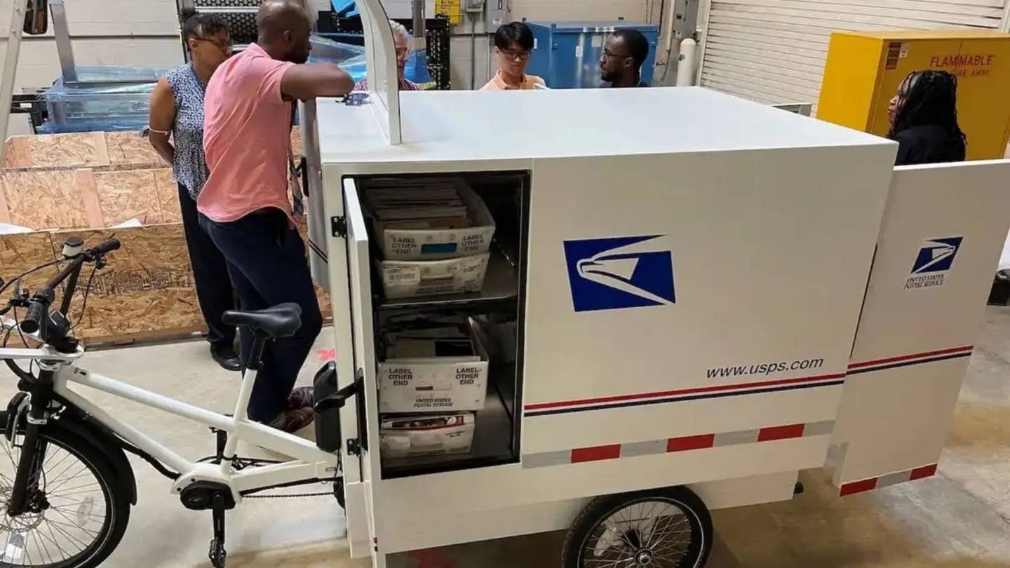 USPS Is Apparently Testing Mail Delivery Bikes
