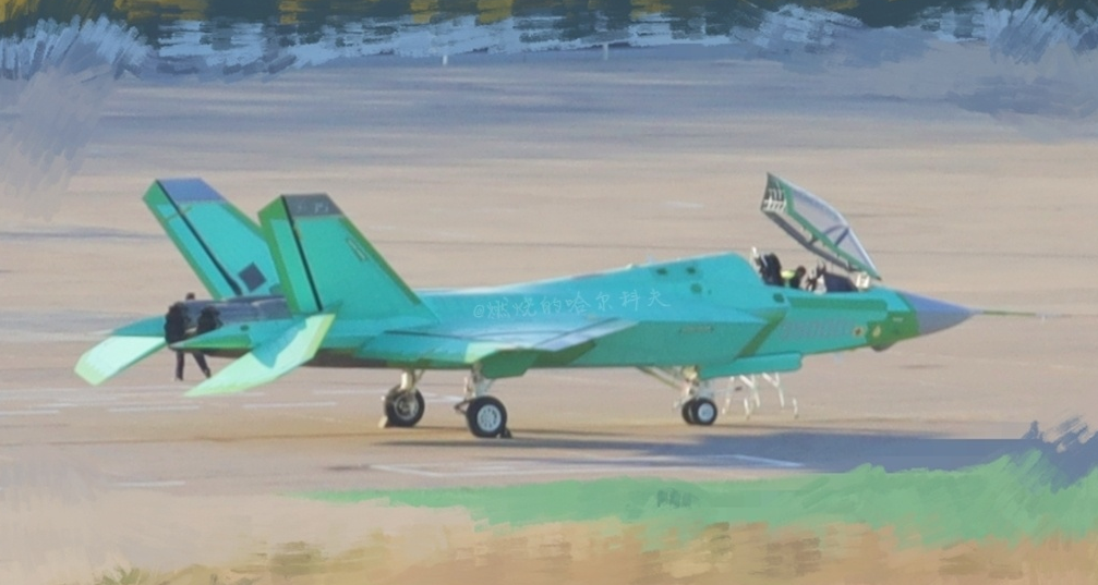 Recent photo of the J-35/FC-31 navalized variant.