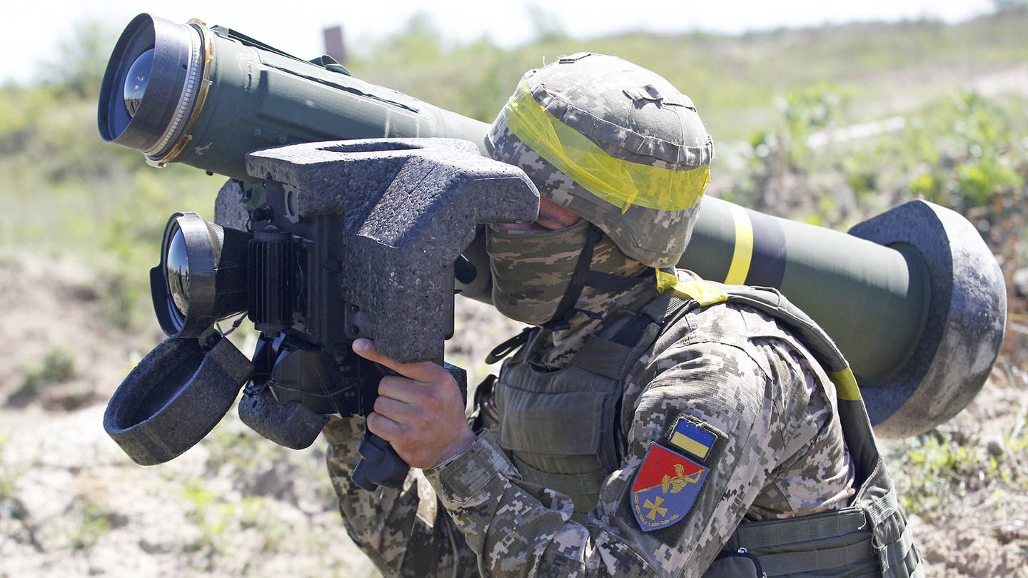 Ukrainian Troops Have Nobody To Call To Troubleshoot Their Javelin Missiles