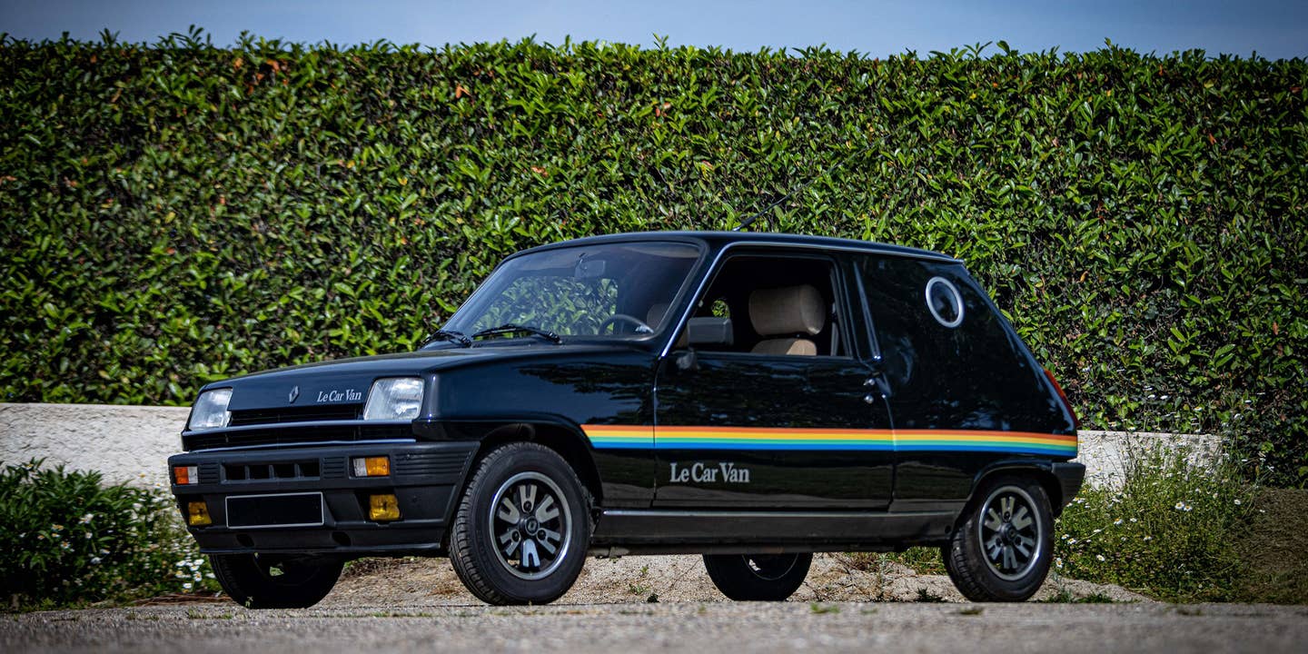 This 1981 Renault LeCar Van at Auction Reminds Us of Le Best Times