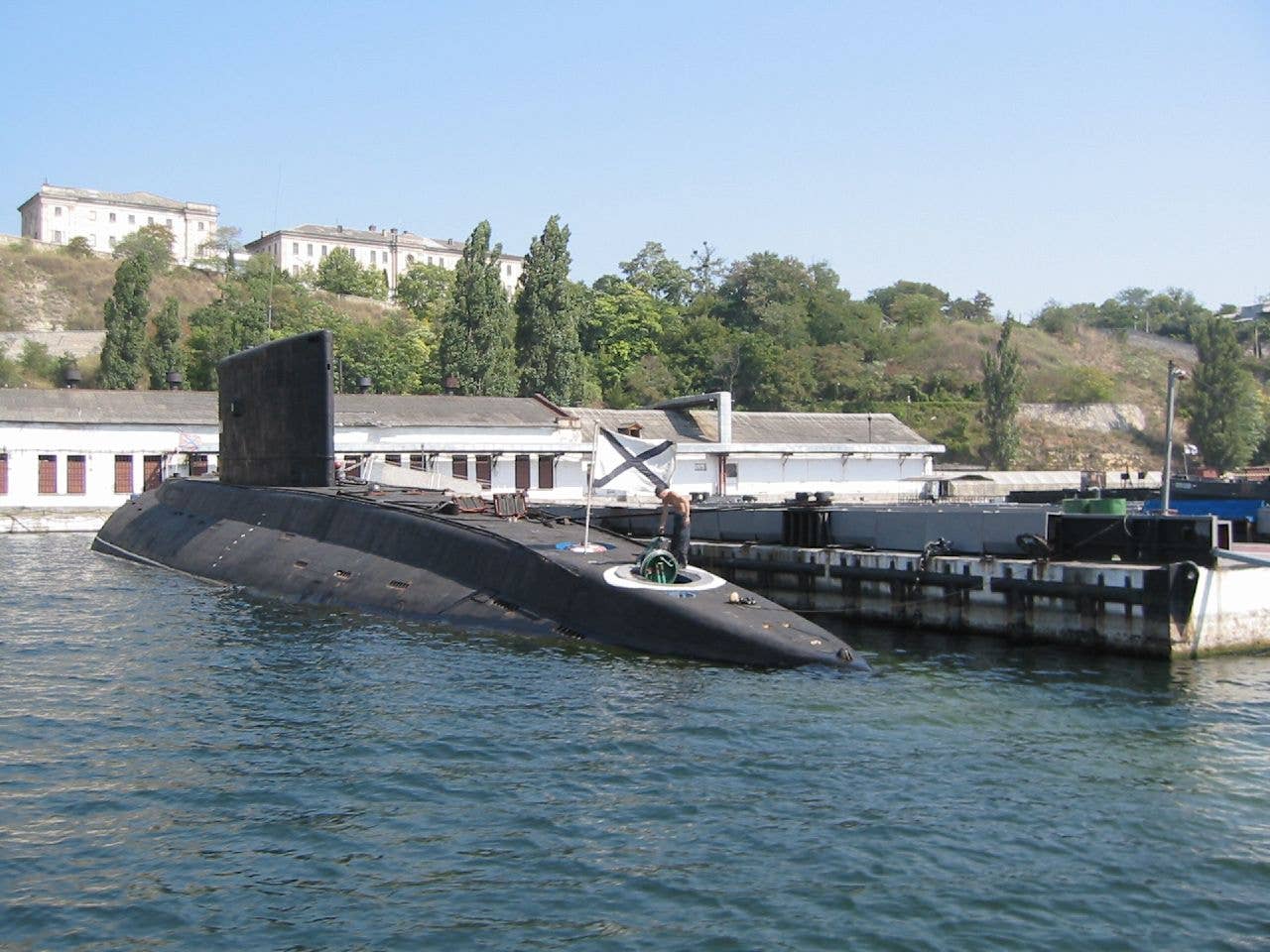 The Project 877V submarine Alrosa at Sevastopol in August 2005. <em>Vyacheslav Argenberg/Wikimedia Commons</em>