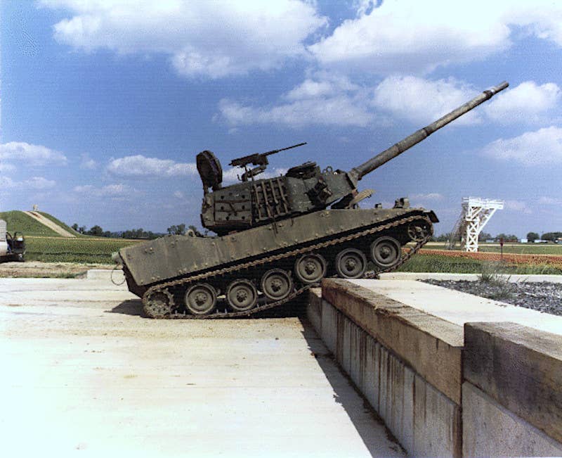 An M8 Buford Armored Gun System (AGS) during testing. <em>US Army</em>