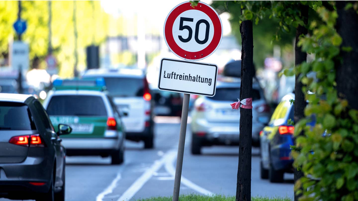 Europe Now Requires All New Cars To Have Anti-Speeding Monitors
