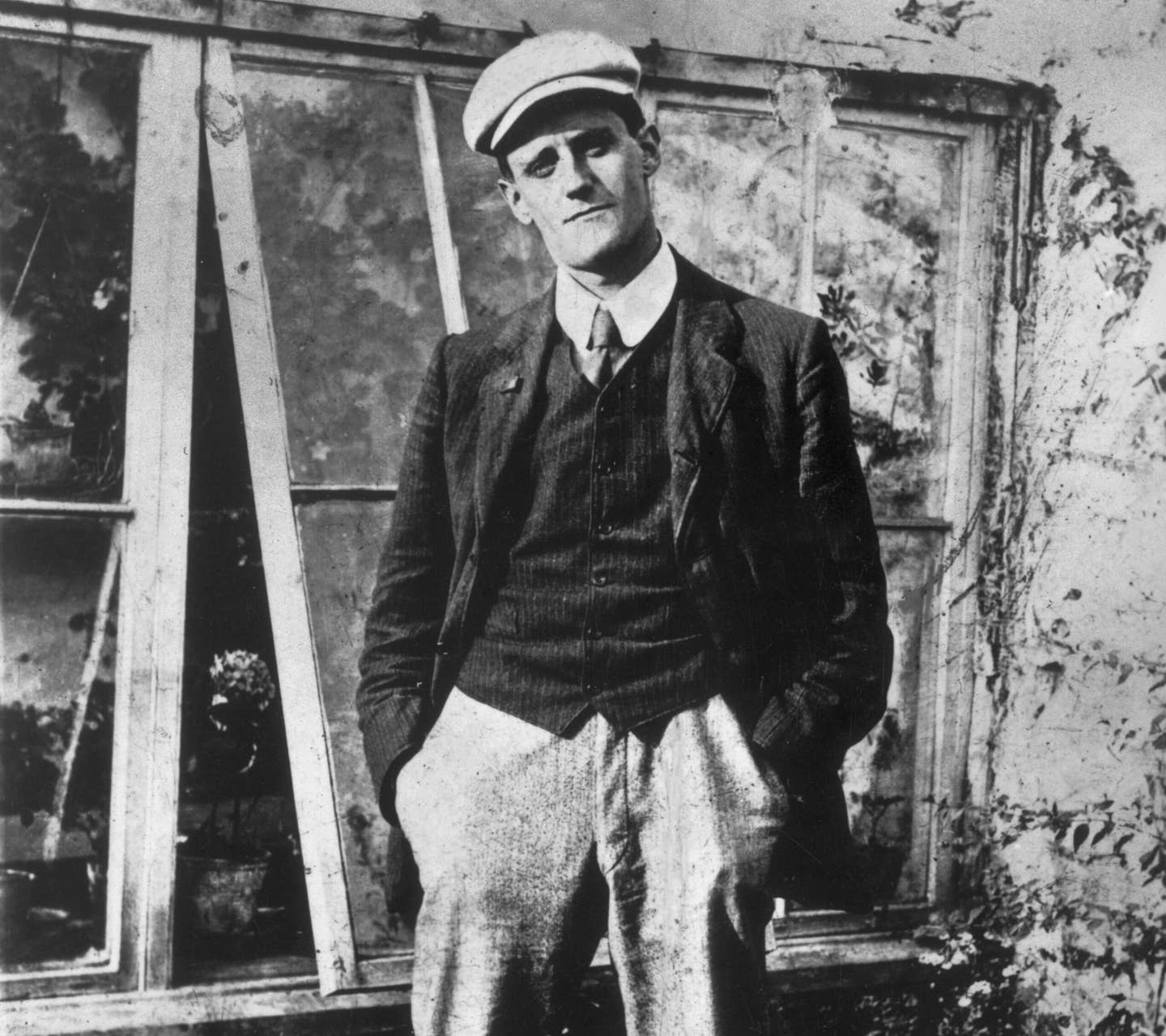 1904:  Portrait of Irish writer James Joyce, (1882 - 1941) aged 22, standing outdoors.  (Photo by C. P. Curran/Hulton Archive/Getty Images)