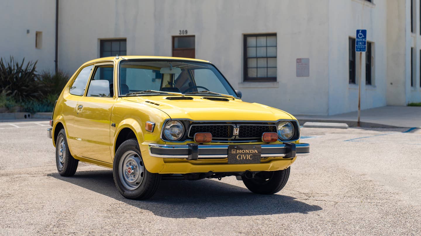 The 1974 Honda Civic CVCC Is a Timeless Lesson From a Troubled Era