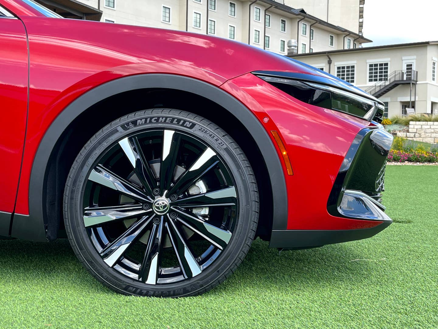 2023 Toyota Crown Platinum wheel