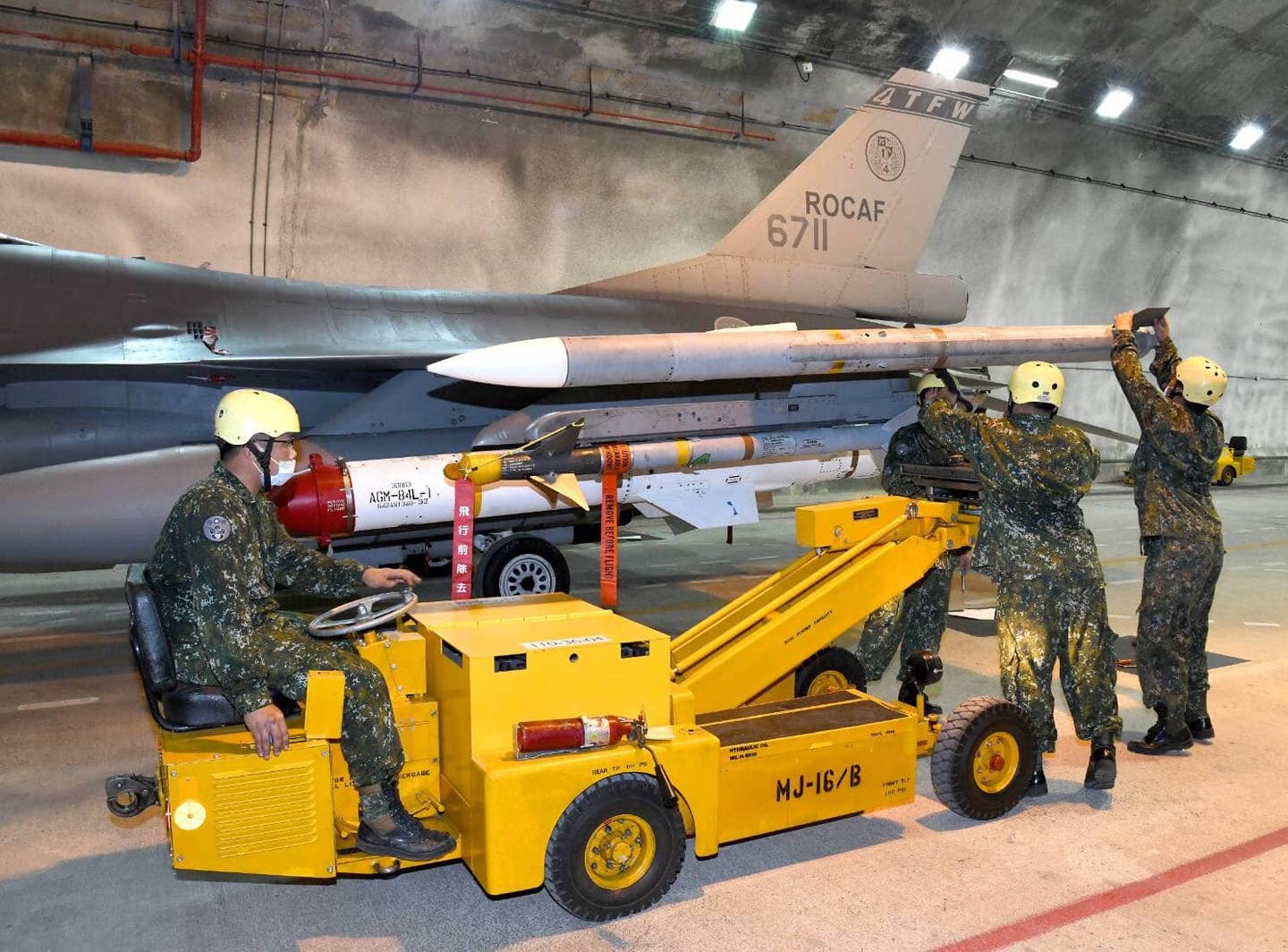 A photo of the ROCAF's weapons loading exercise where "AGM-84L" can be clearly seen on a Harpoon anti-ship munition. <em>Credit: ROCAF</em>