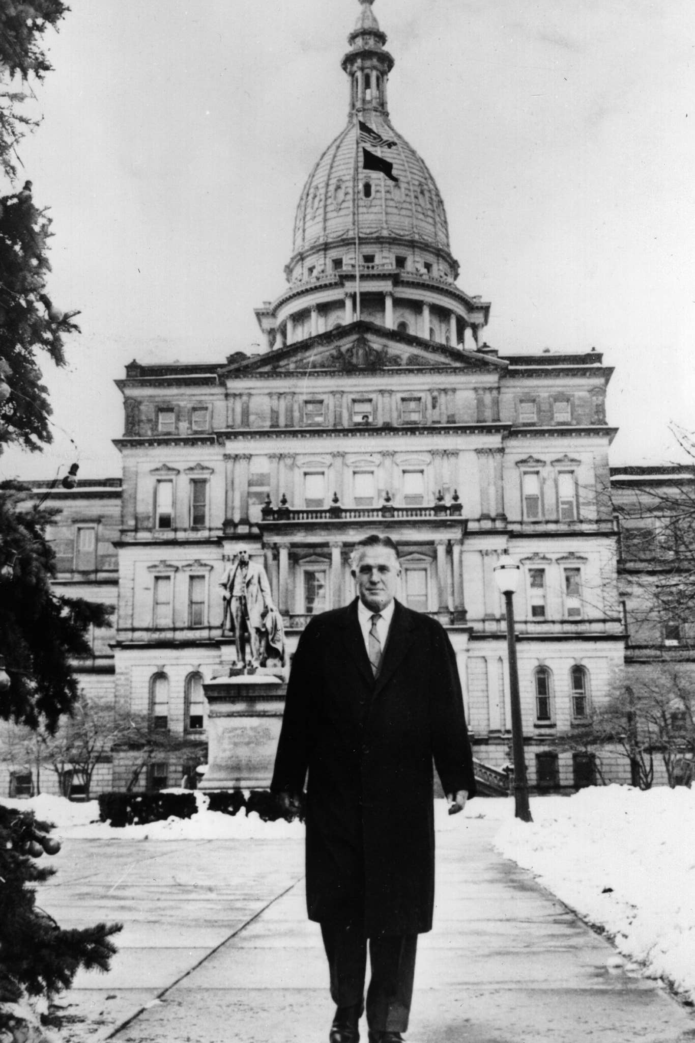 Governor George Romney outside the Michigan Capitol Building in March 1964. <em>Getty Images</em>