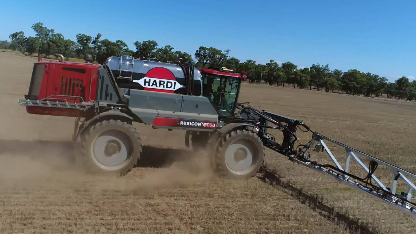 Driving a 15-Ton, 160-Foot Wide Farm Sprayer Is Actually Easier Than You Think