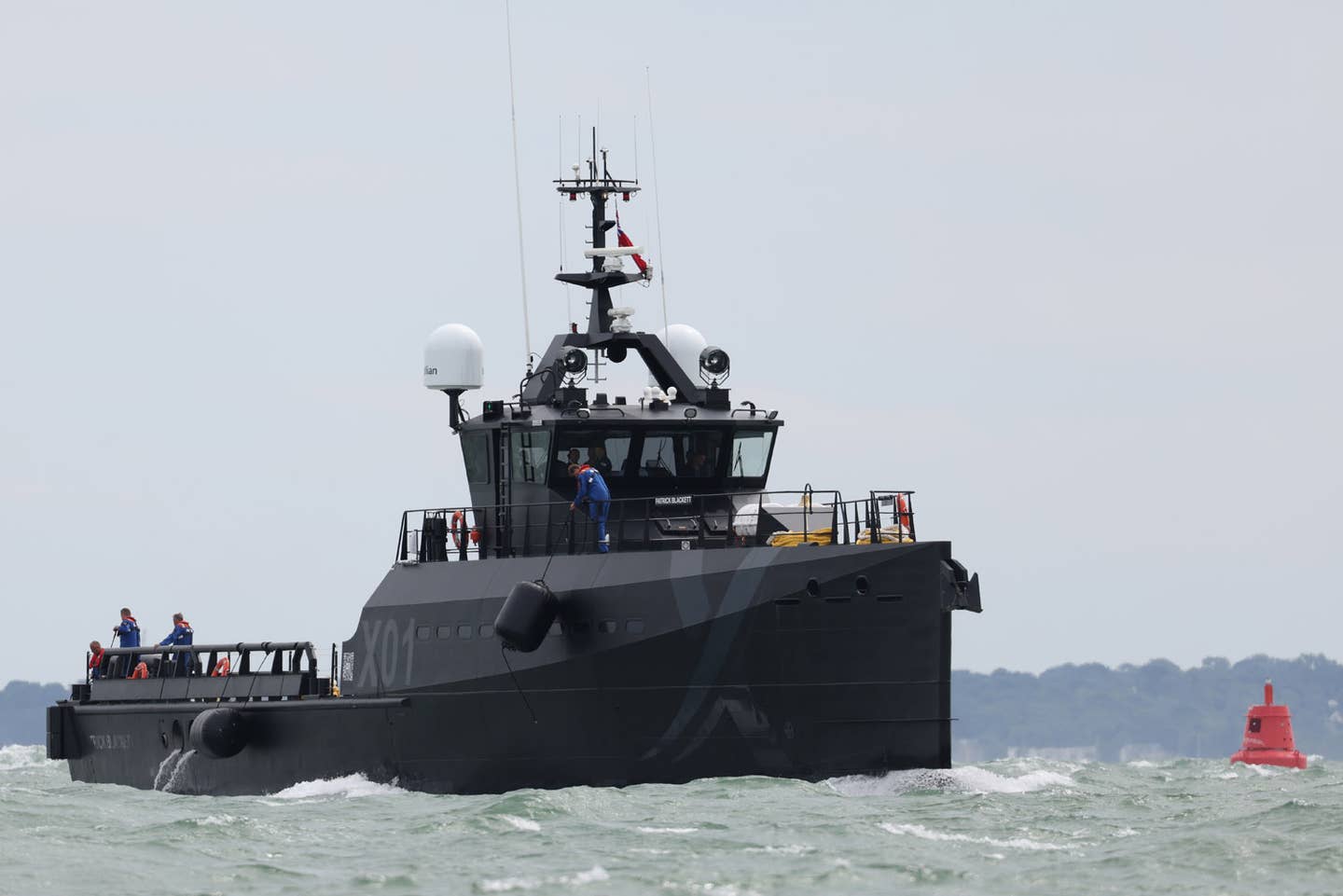 XV Patrick Blackett enters Portsmouth harbor on July 27, 2022. <em>Royal Navy.</em>