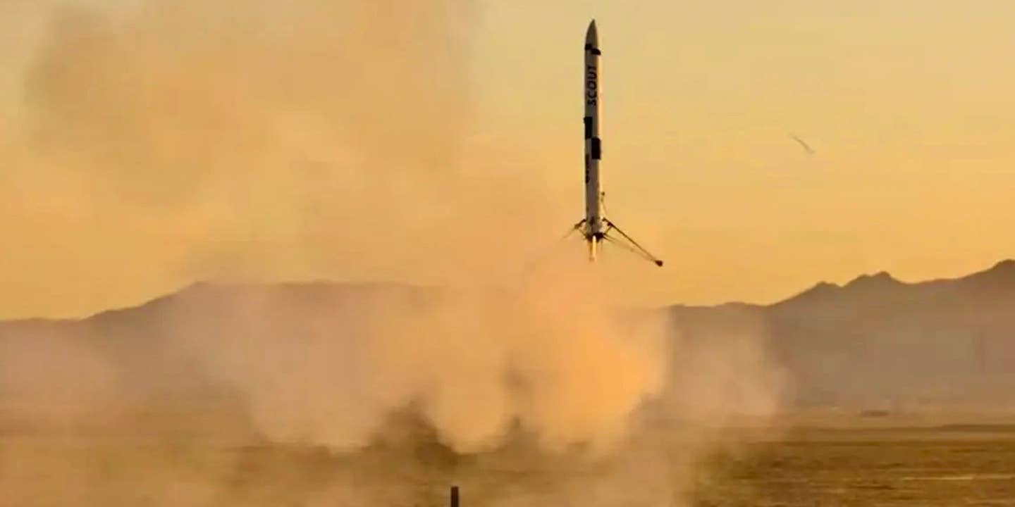 Watch This Homebuilt Model Rocket Land Like a Real SpaceX Falcon 9