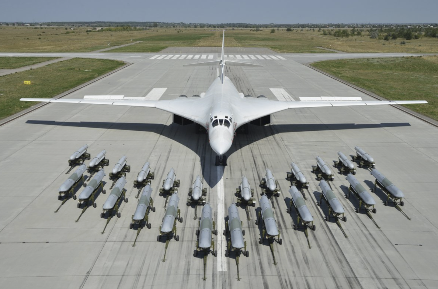 Tu-160 Blackjack with cruise missile armament. Kh-101/102 series missiles are in the front row.&nbsp;<em>Russian Ministry of Defense</em>
