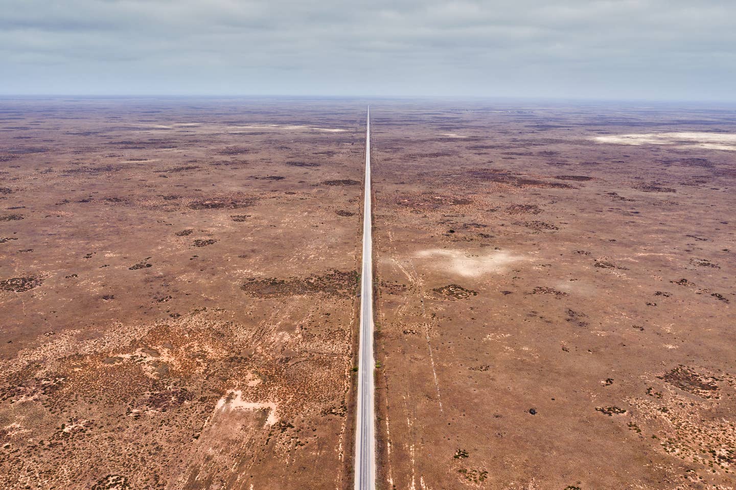 Eyre Highway is an asphalted highway in Australia, with a length of 1,675 km (1041 mi), linking Western Australia and South Australia via the Nullarbor Plain.