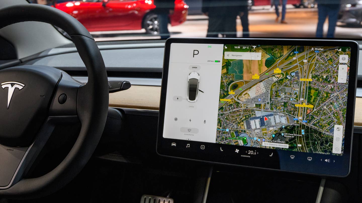 Tesla Model 3 Infotainment Screen Navigation