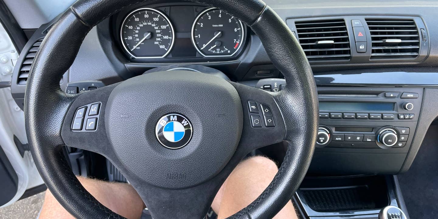 A Steering Wheel Spacer Transformed My BMW 128i’s Driving Experience