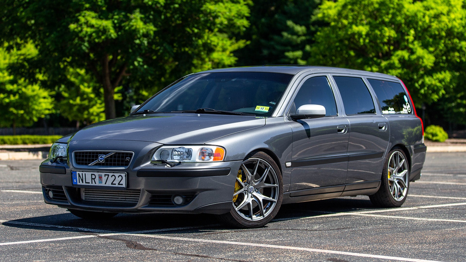 Modified 2004 Volvo V70 R Review: The Perfect Slayer Sleeper