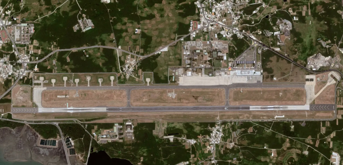 Magong Air Base on the island of the same name within the Penghu archipelago.&nbsp;<em>GOOGLE EARTH</em>